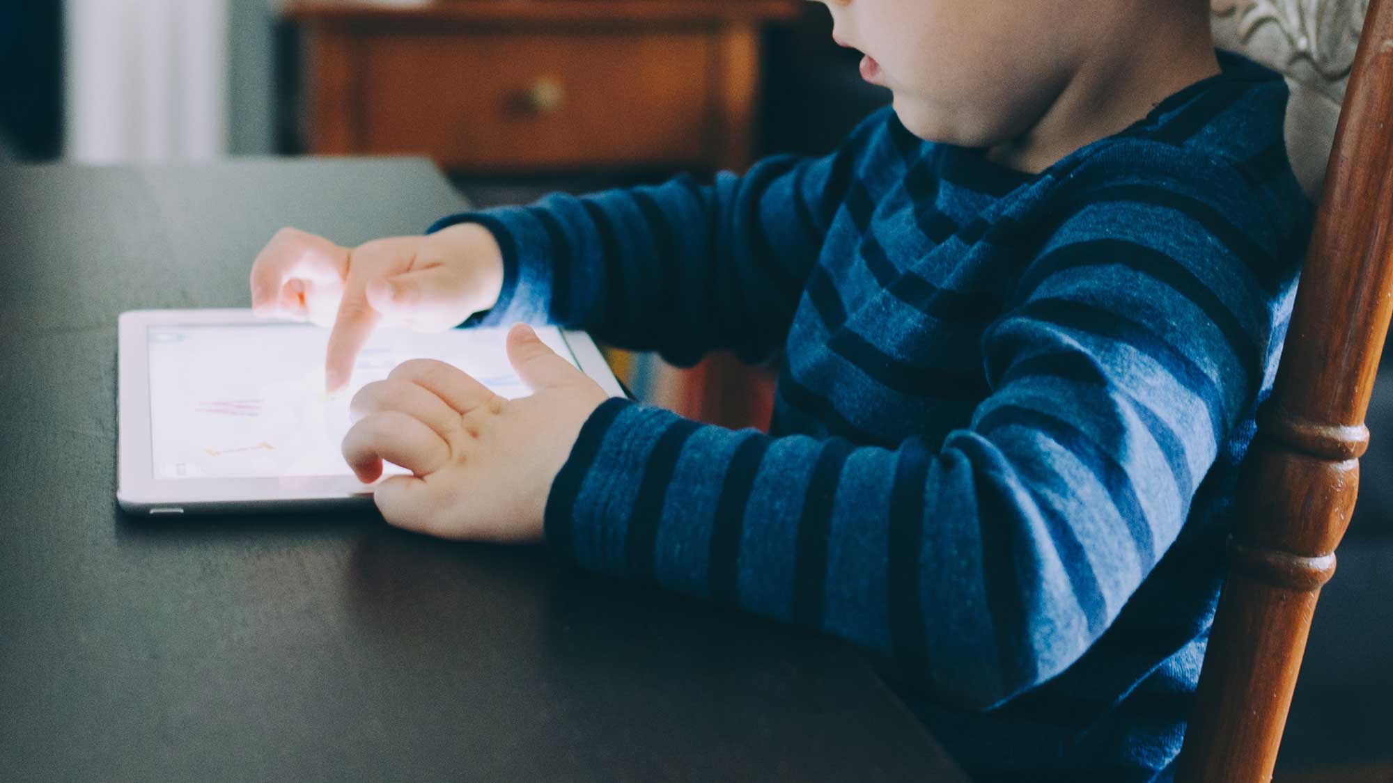 A child using an tablet